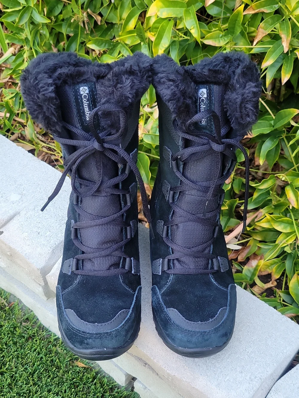 Columbia Ice Maiden II Black Faux-Fur Lined Winter Lace-Up Quilted Boots 7